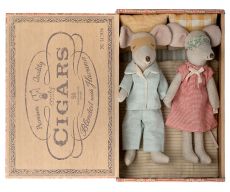 Mum and Dad mice in cigarbox