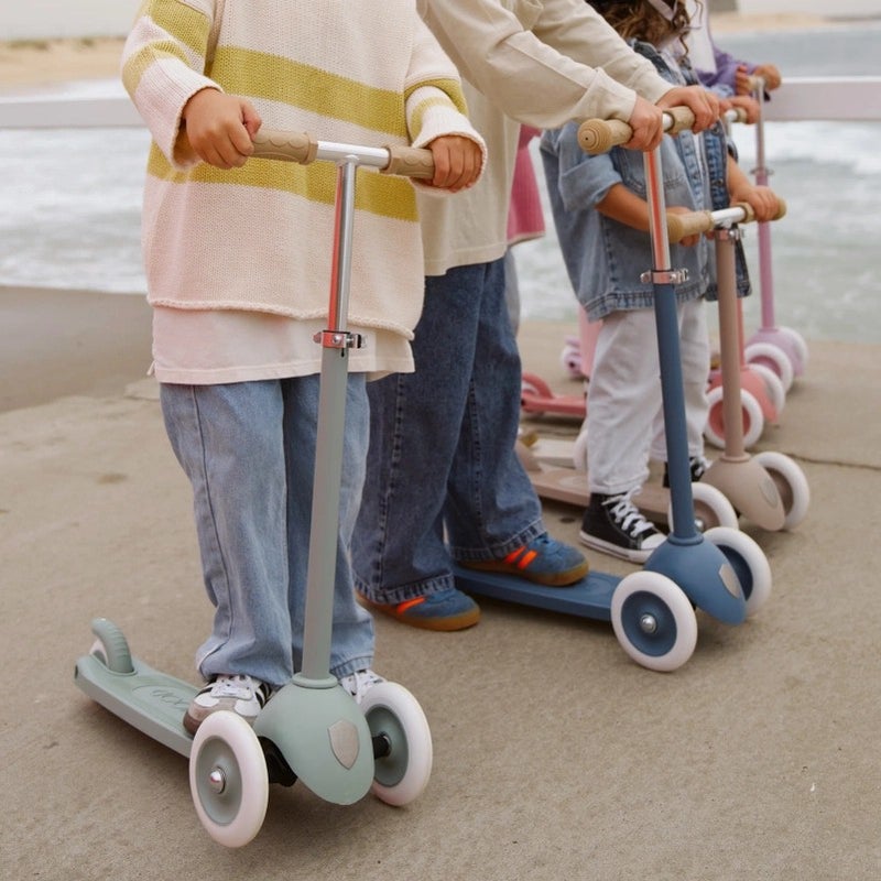 Banwood Eco kolmipy&ouml;r&auml;inen lasten potkulauta, Clay